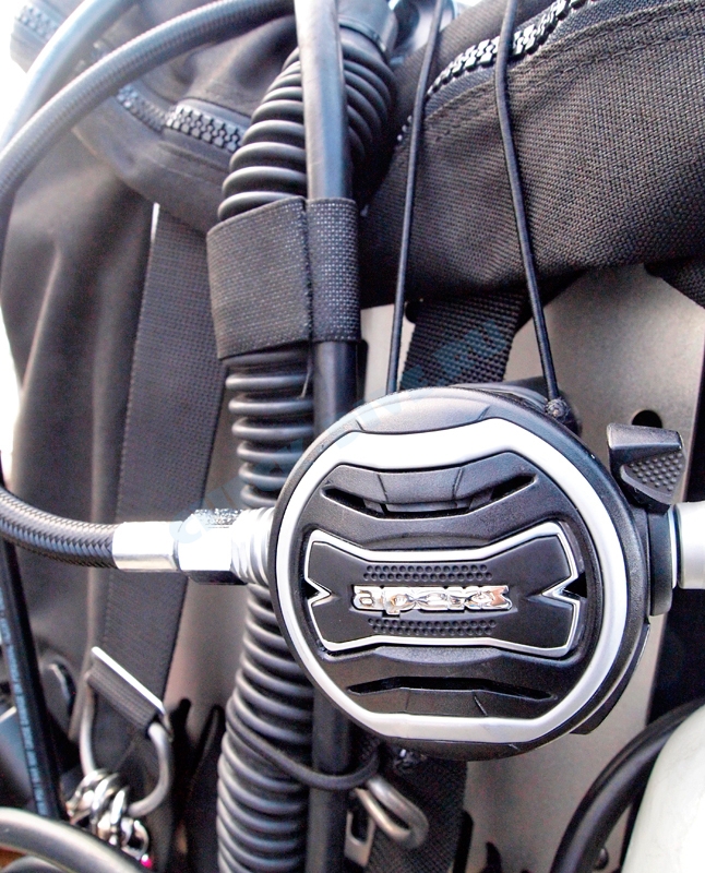 Регулятор Apeks XTX100 с XTX40